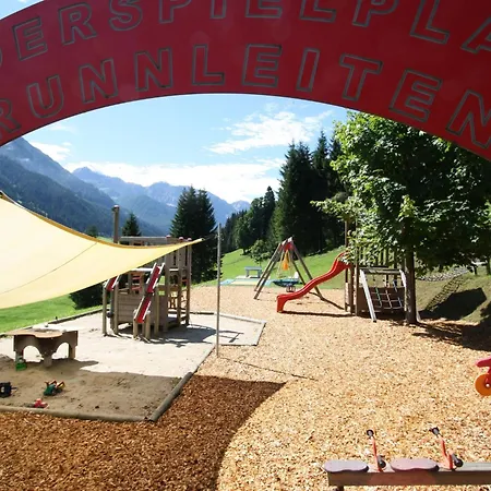 아파트 In Near Lift 클레이날